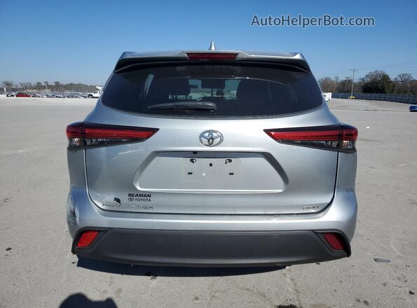 5TDCZRBH6LS504709 2020 TOYOTA HIGHLANDER Silver Rear view