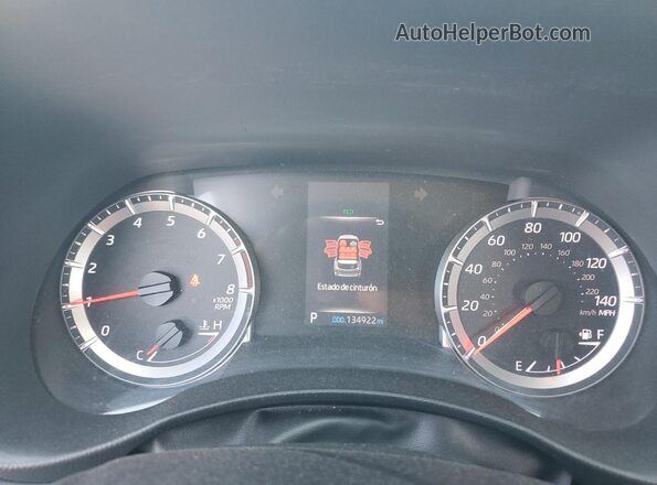 5TDCZRBH6LS504709 2020 TOYOTA HIGHLANDER Silver Instrument cluster view
