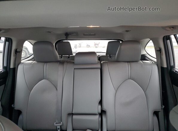5TDDBRCH8MS520077 2021 TOYOTA LIMITED Silver Rear seats view