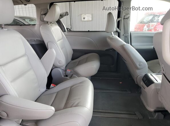 5TDDZ3DC9LS249492 2020 TOYOTA LE Синий Вид задней части салона