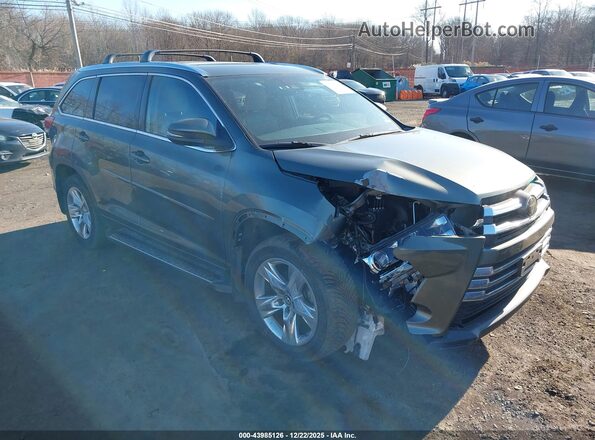 5TDDZRFH3JS853533 2018 TOYOTA LIMITED Green 
