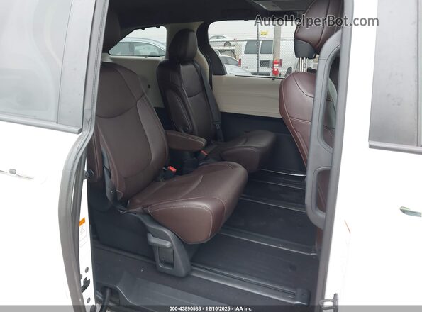 5TDESKFC3MS017620 2021 TOYOTA SIENNA White Widok naklejki z numerem VIN