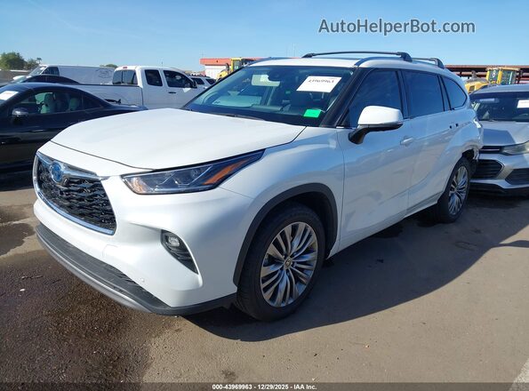 5TDFARAH9NS012863 2022 TOYOTA HIGHLANDER HYBRID White 