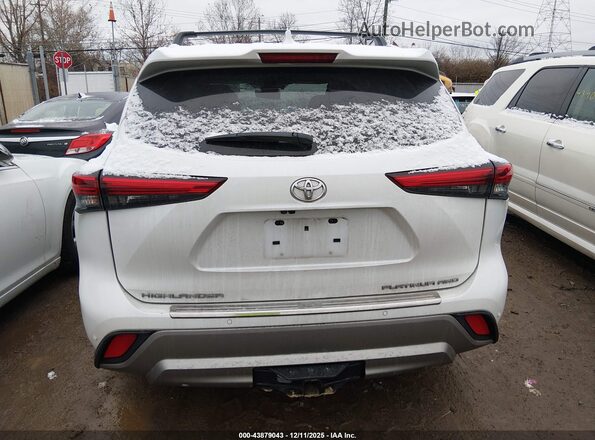 5TDFZRBH3NS174284 2022 TOYOTA HIGHLANDER White 