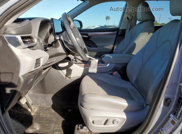 5TDFZRBH8LS050637 2020 TOYOTA HIGHLANDER Silver Vista interior delantera