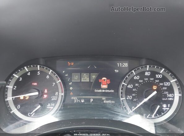 5TDGZRBH1MS144865 2021 TOYOTA LE Red Vista de los asientos traseros