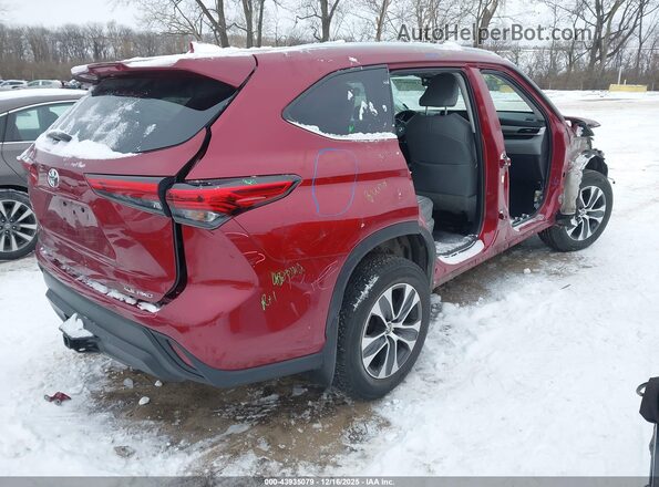 5TDGZRBH1MS144865 2021 TOYOTA LE Red Trasero derecho