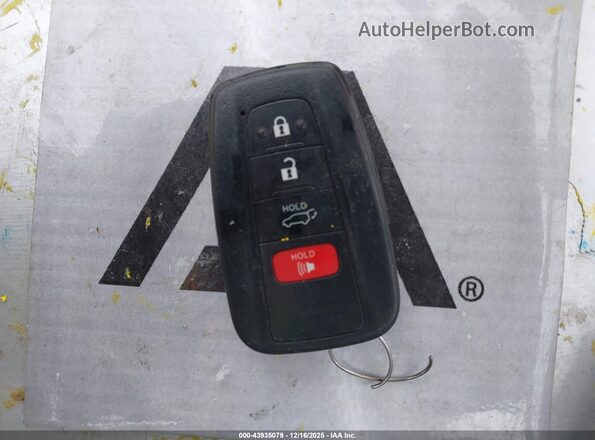 5TDGZRBH1MS144865 2021 TOYOTA LE Red Vista del salpicadero