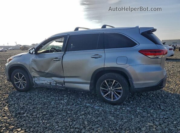 5TDJGRFH5JS038291 2018 TOYOTA HIGHLANDER HYBRID Silver 