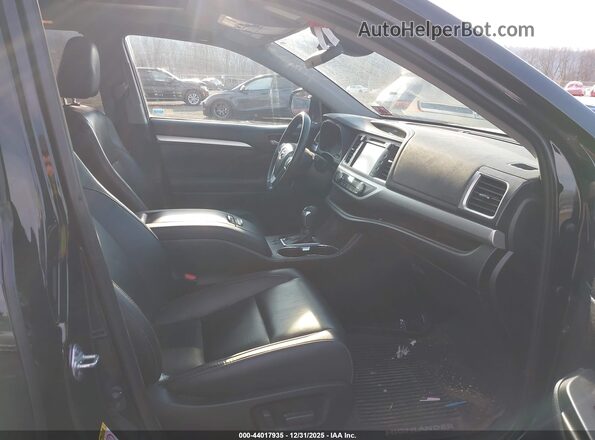 5TDJZRFH1KS589443 2019 TOYOTA LE Black Սալոնի դիմացի տեսք