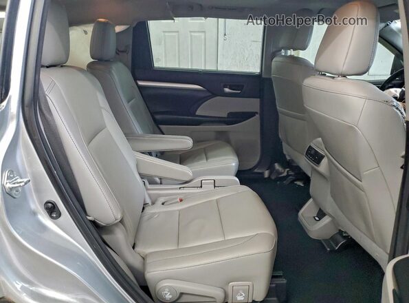 5TDJZRFH4JS809401 2018 TOYOTA HIGHLANDER Серебряный 