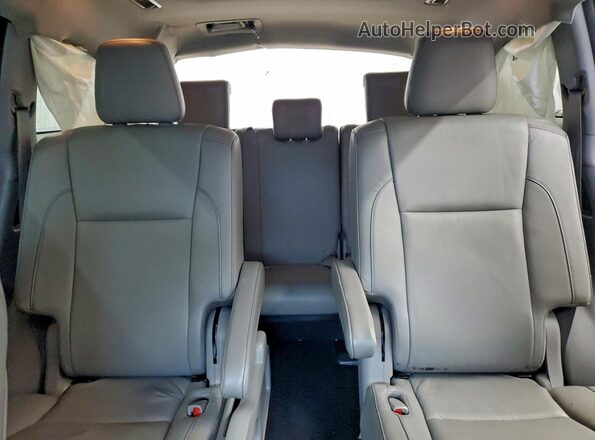 5TDJZRFH4JS809401 2018 TOYOTA HIGHLANDER Серебряный 