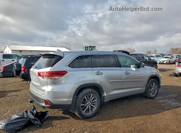 5TDJZRFHXJS806678 2018 TOYOTA HIGHLANDER Silver 