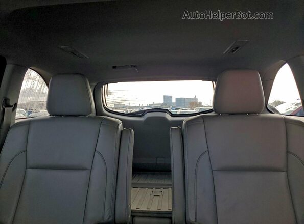5TDJZRFHXJS806678 2018 TOYOTA HIGHLANDER Silver 