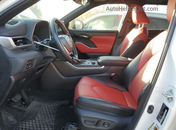5TDKDRBH1PS010838 2023 TOYOTA HIGHLANDER White Vista interior delantera