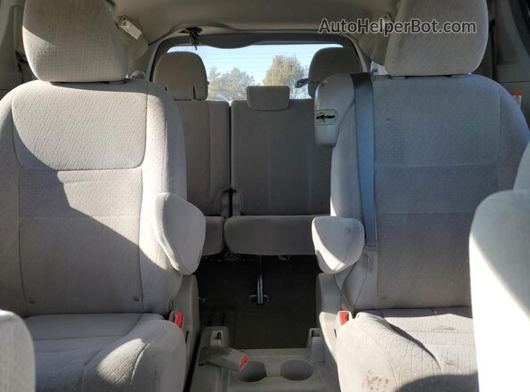 5TDKK3DC3GS724202 2016 TOYOTA LE Silver უკანა სავარძლების ხედი