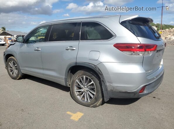 5TDKZRFHXHS522448 2017 TOYOTA HIGHLANDER Серебряный Задняя левая четверть