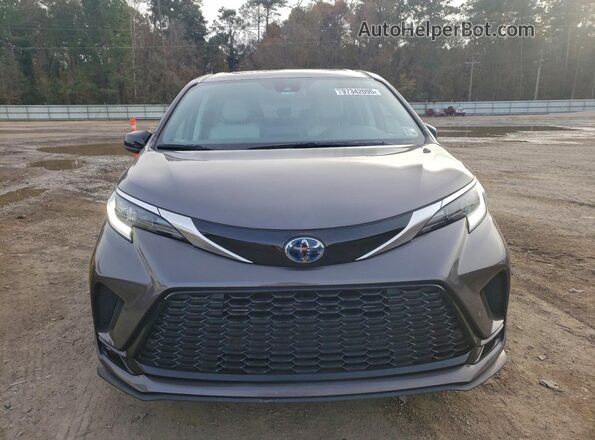 5TDXRKEC5MS048860 2021 TOYOTA SIENNA Gray Widok z przodu
