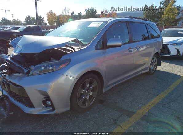 5TDXZ3DC1JS945788 2018 TOYOTA SIENNA Silver 