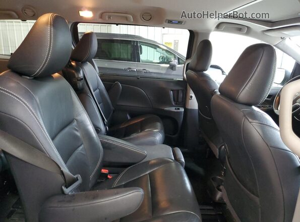 5TDXZ3DC4JS909884 2018 TOYOTA SIENNA Серый 