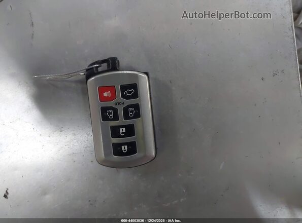 5TDYZ3DC0JS940165 2018 TOYOTA LIMITED White Dashboard view