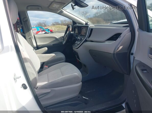 5TDZZ3DC1LS032881 2020 TOYOTA SIENNA White Սալոնի դիմացի տեսք