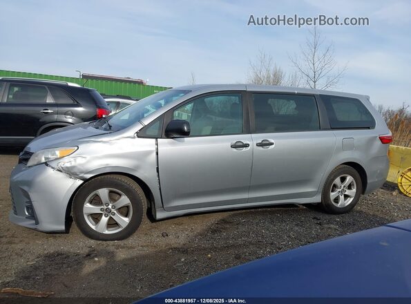 5TDZZ3DC8JS959924 2018 TOYOTA SIENNA Серебряный Панорамный вид салона 360°