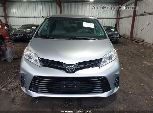 5TDZZ3DC8LS025460 2020 TOYOTA SIENNA Silver 