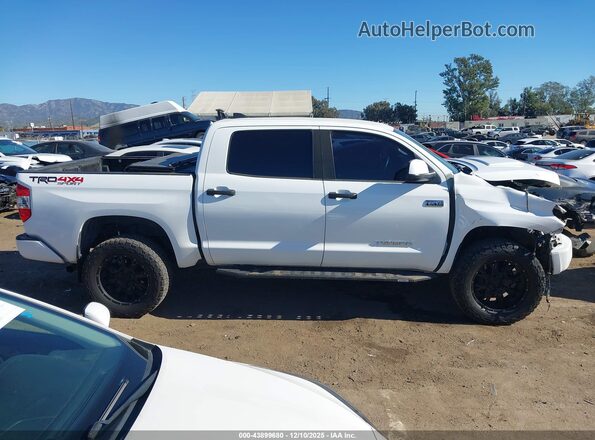 5TFDY5F10LX907057 2020 TOYOTA TUNDRA White Rear interior view