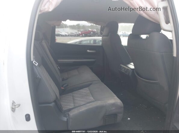 5TFEY5F12JX239263 2018 TOYOTA TUNDRA White 