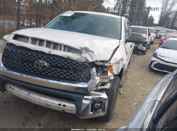 5TFEY5F12JX239263 2018 TOYOTA TUNDRA White 