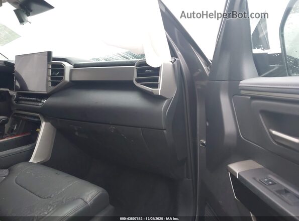 5TFJA5DB8NX036074 2022 TOYOTA LIMITED Gray წინა სალონის ხედი