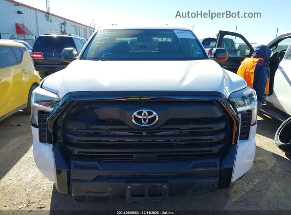 5TFKB5AB8PX021728 2023 TOYOTA TUNDRA White წინა პანელის ხედი
