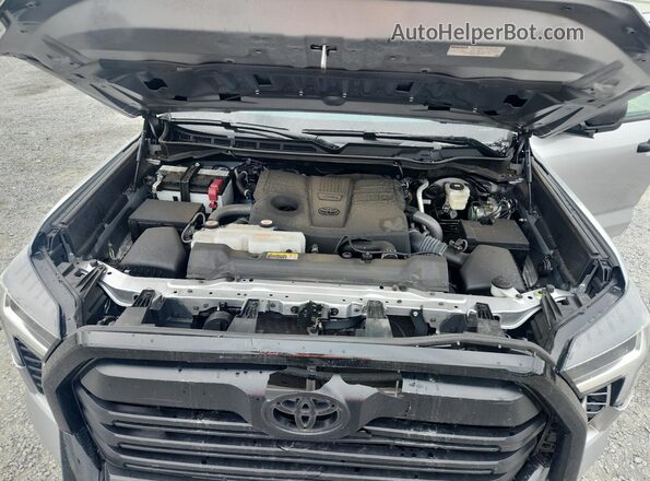 5TFKB5DB3RX177660 2024 TOYOTA TUNDRA Silver Rear interior view