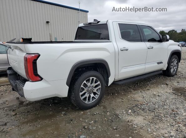 5TFMA5AB2NX005937 2022 TOYOTA TUNDRA White Trasero derecho