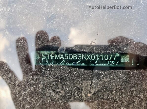 5TFMA5DB3NX011077 2022 TOYOTA TUNDRA Синий Вид подкапотного пространства