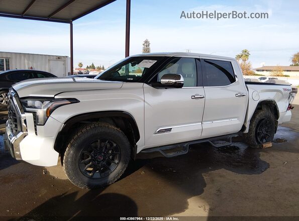 5TFMA5DB3NX022516 2022 TOYOTA TUNDRA White Панорамний вид салону 360°