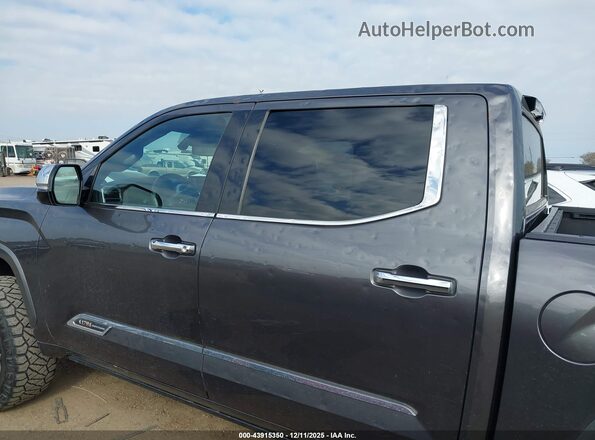 5TFMA5DB7NX012152 2022 TOYOTA TUNDRA Серебряный 