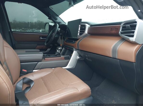 5TFMC5DB9RX054659 2024 TOYOTA TUNDRA HYBRID Silver Vista interior delantera