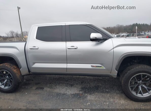5TFMC5DB9RX054659 2024 TOYOTA TUNDRA HYBRID Silver Vista interior trasera