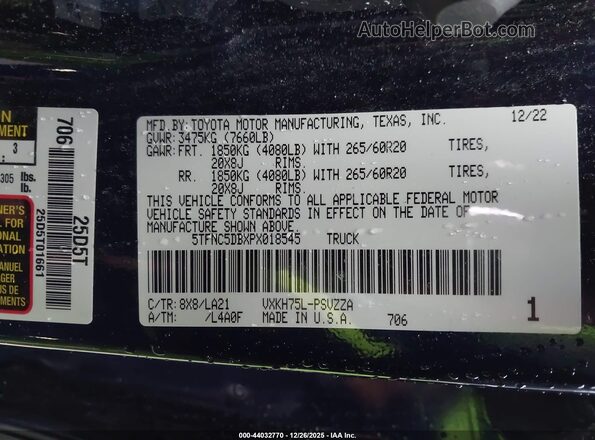 5TFNC5DBXPX018545 2023 TOYOTA TUNDRA Blue Widok komory silnika
