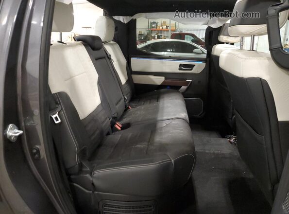 5TFVC5DBXPX028430 2023 TOYOTA TUNDRA Gray უკანა სავარძლების ხედი