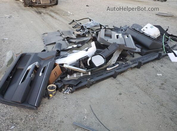 5TFWC5DB0SX106341 2025 TOYOTA LIMITED White Շարժիչի բաժամունքի տեսք