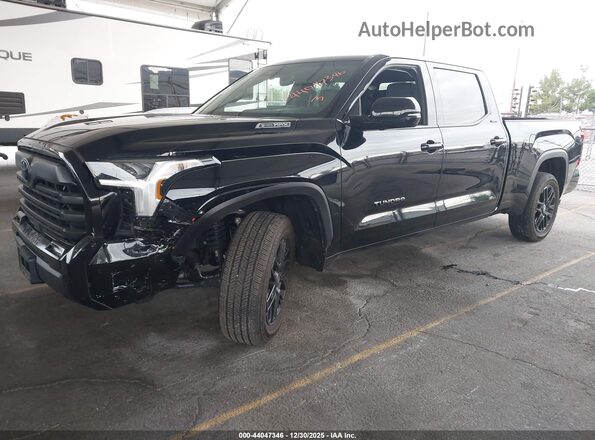 5TFWC5EC9SX008674 2025 TOYOTA LIMITED Black Vista tres cuartos delantera izquierda