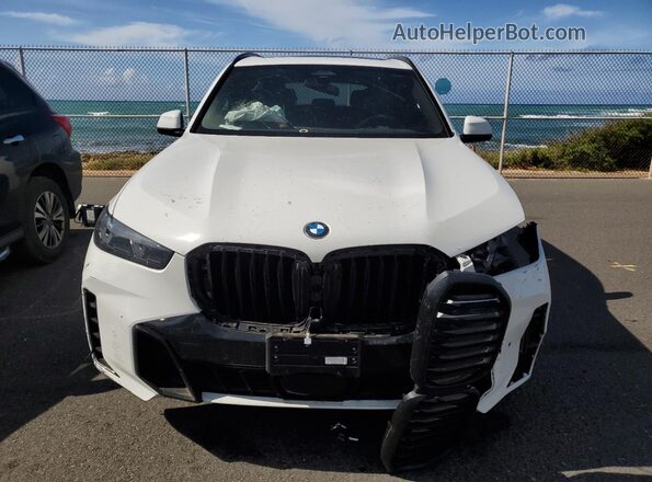 5UX13EU02S9Y76519 2025 BMW X5 White Vista frontal