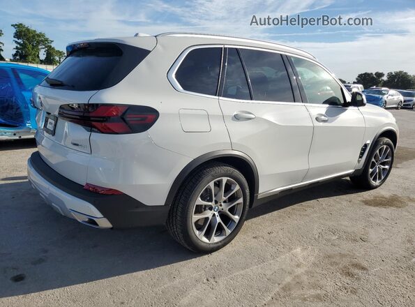 5UX13EU02S9Z35830 2025 BMW X5 White Задня права чверть