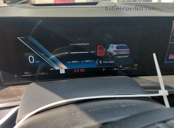 5UX13EU04R9S78510 2024 BMW X5 Серый Вид щитка приборов