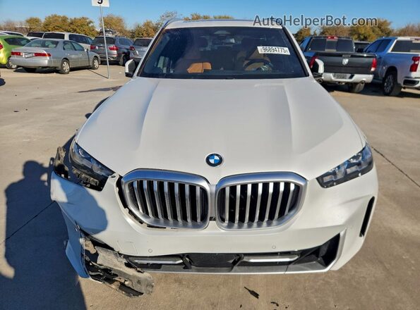5UX13EU06R9V20701 2024 BMW X5 White Vista frontal