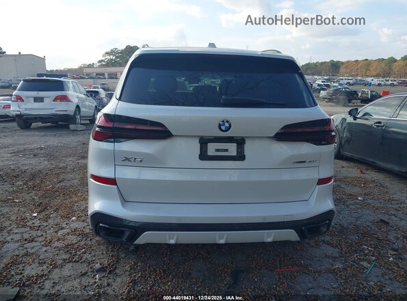 5UX13EU09R9T85018 2024 BMW X5 White 