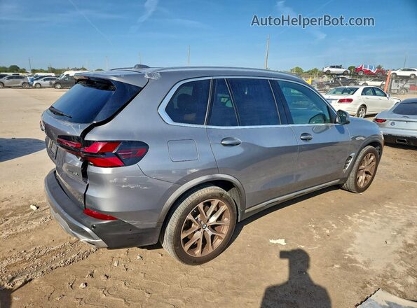5UX13EU09R9U69324 2024 BMW X5 Gray უკანა მარჯვენა